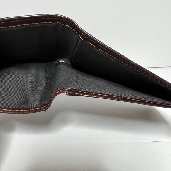 Fossil Dark Brown Leather Tri Fold Wallet for Men - Picture 2 of 7